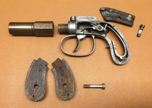 Allen & Thurber Barhammer Muff Pistol - Disassembled view