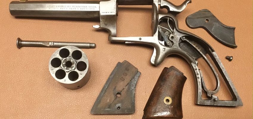 Allen&Wheelock Sidehammer Revolver 32RF Third Model Long Cilinder 09