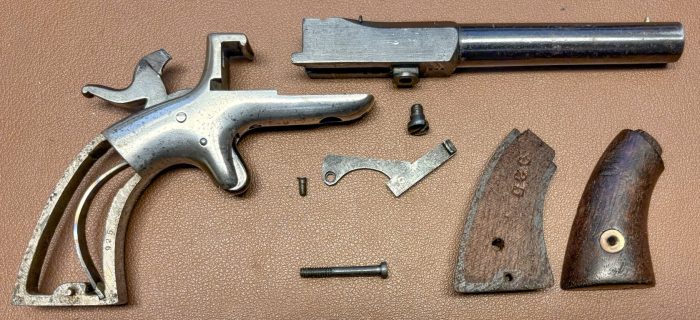 Allen&Wheelock Centerhammer Single Shot Pistol – 32RF – Small Overlap – Round barrel 08a